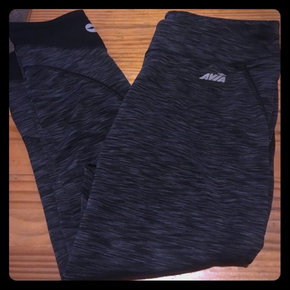 Capri work out pants